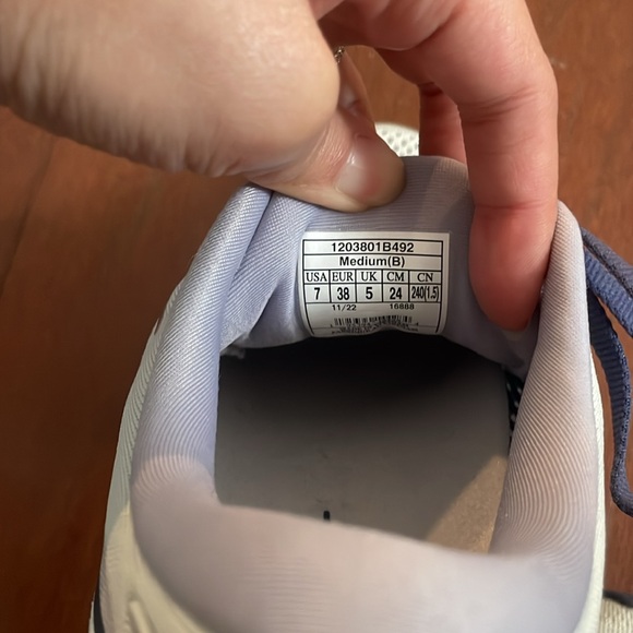 Brooks ghost 15 size 7 - Picture 5 of 5